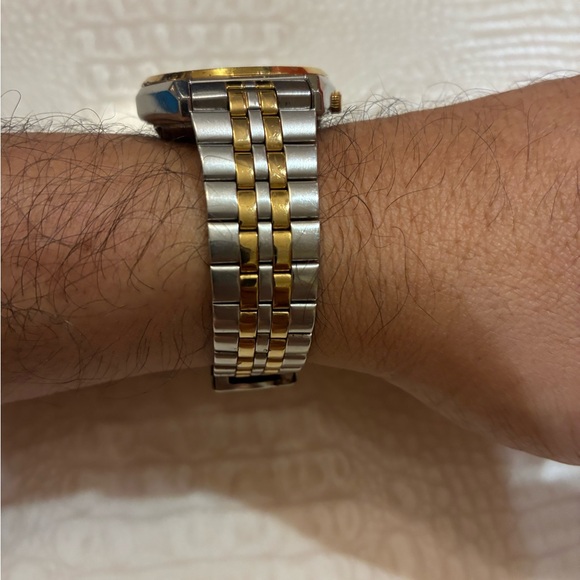 Seiko vintage Gold color  Men's Watch - Picture 2 of 11